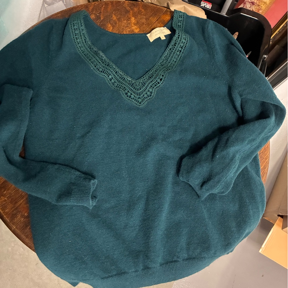 Sezane flirty French feminine fancy Teal green Sweater with Lace Trim M/L 💋